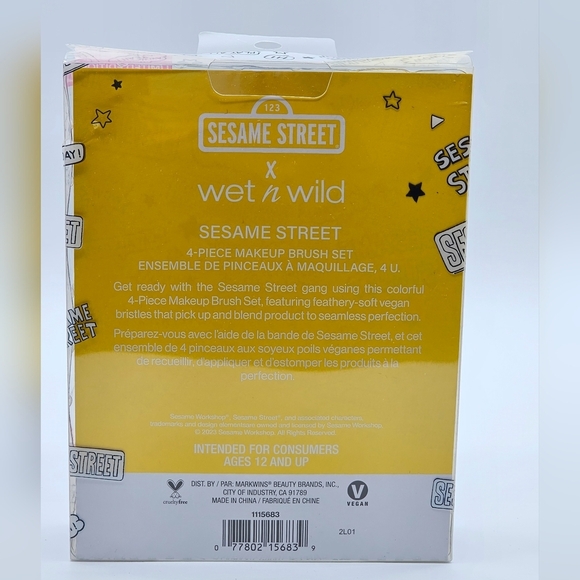 Wet n Wild x Sesame Street 4-Piece Makeup Brush Set - Picture 4 of 4